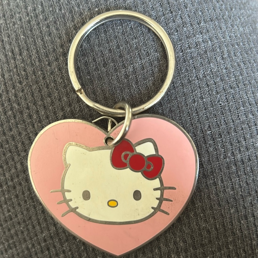 Hello Kitty🩷Adorable Pink Heart Silver Keychain+Clasp / Authentic / Used Once